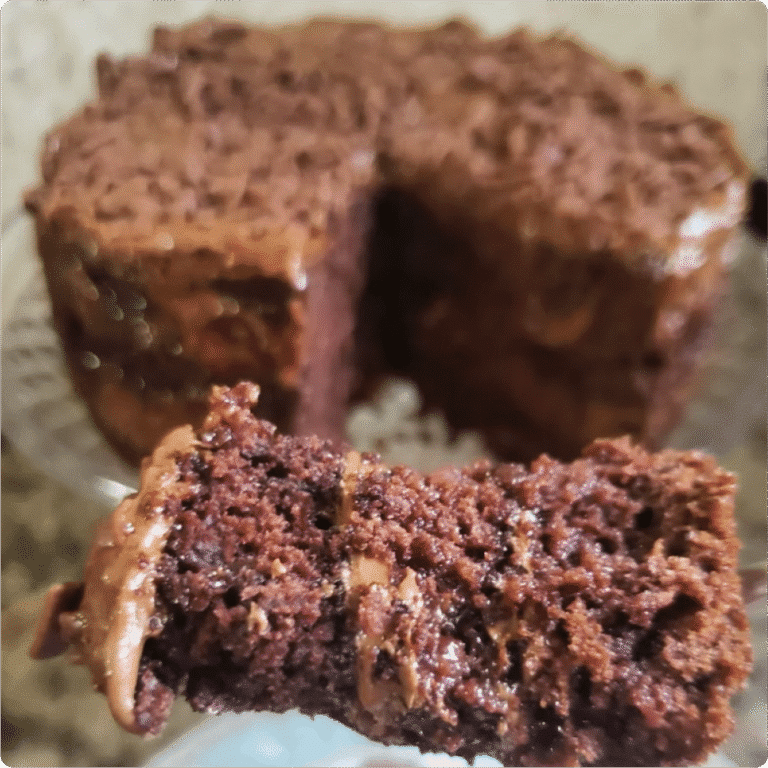 Torta de Cacau com Café e Avelãs: uma sobremesa envolvente e cheia de sabor