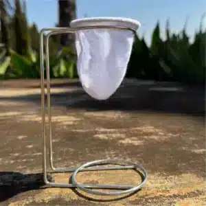 Coador de Pano com Suporte para Café | Aramado